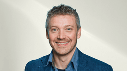 Alan Davies